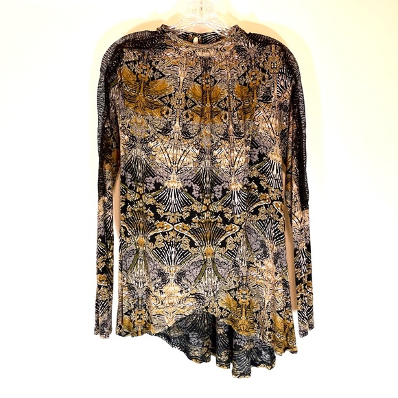 Free People Blouse with Lace Detail on Sleeves - Picture 12 of 12